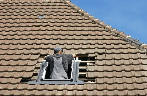 Pose de velux - Moncel-lès-Lunéville